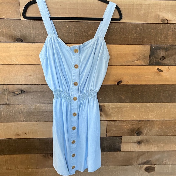 Lone Tree Dresses & Skirts - NWT Lone Tree Women’s Jean Dress